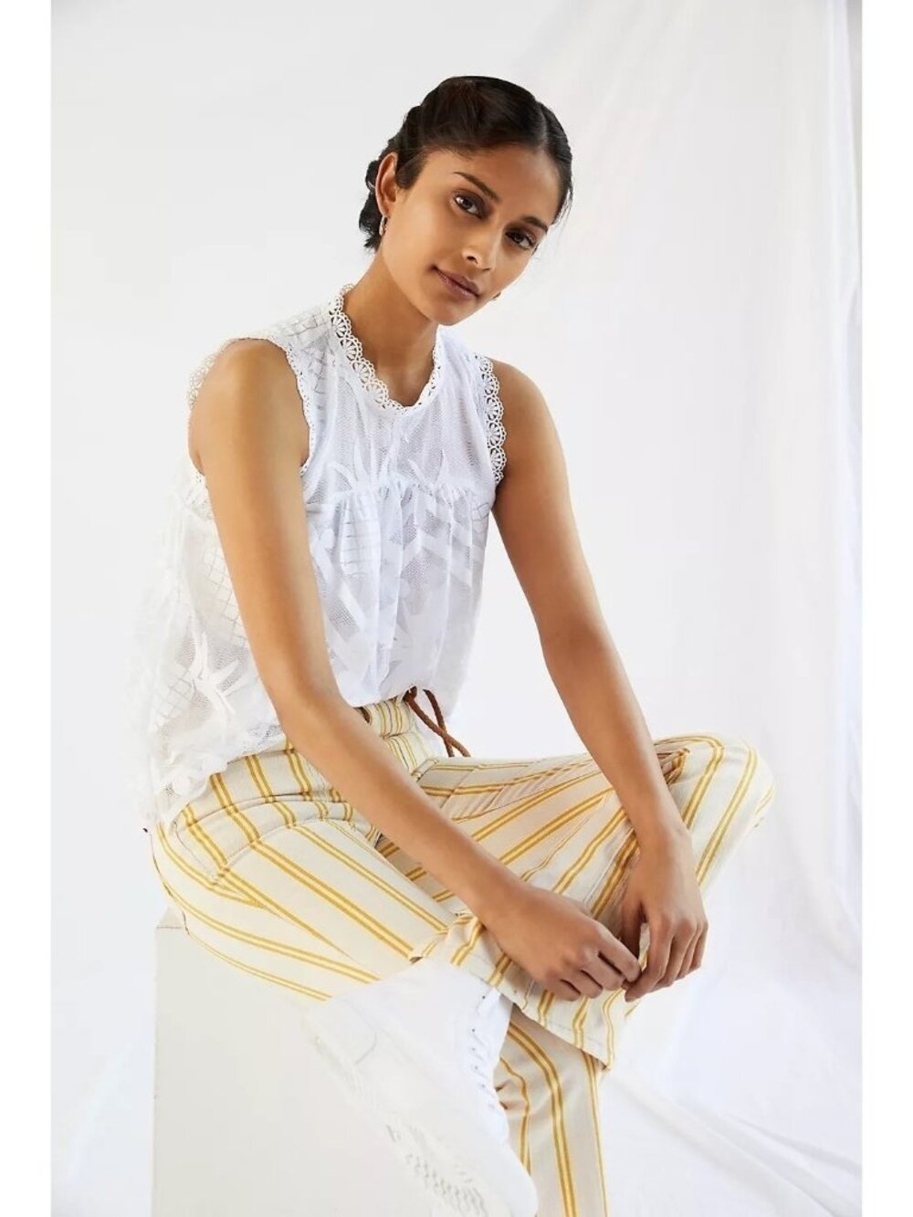 Maeve Pineapple Lace Sleeveless Blouse